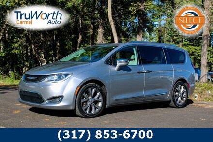 2020 Chrysler Pacifica Limited Van Passenger Van