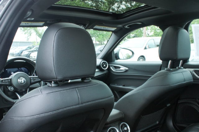 2024 Alfa Romeo Giulia Ti - Photo 33