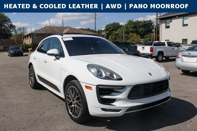 2015 Porsche Macan S photo 2
