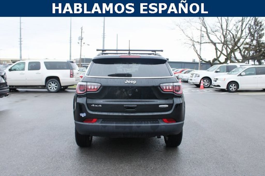 Used 2018 Jeep Compass Latitude 4x4 SUV