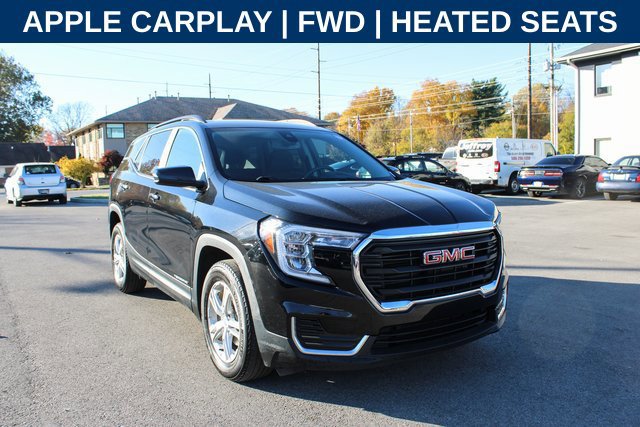 2023 GMC Terrain SLE - Photo 2