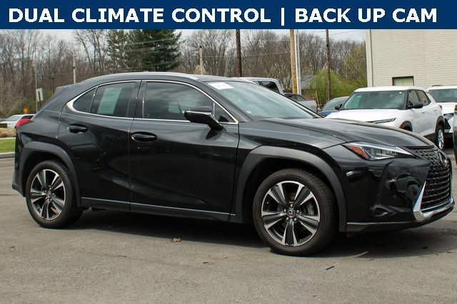 2021 Lexus UX 200 photo 2