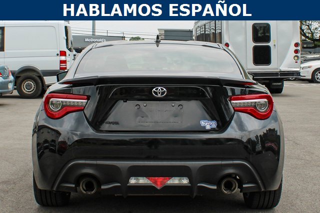 2017 Toyota GR86 Base photo 4