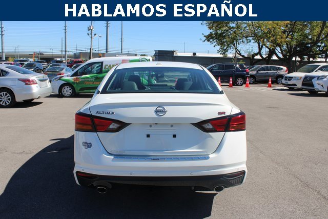 2023 Nissan Altima 2.5 SR photo 4