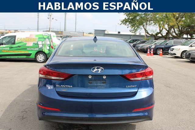 2017 Hyundai Elantra Limited photo 4