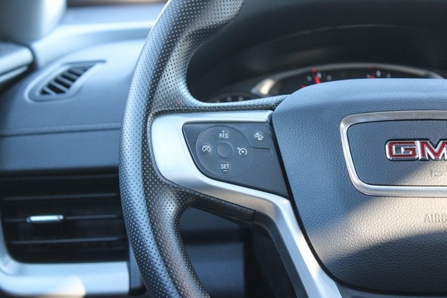 2023 GMC Terrain SLE - Photo 23