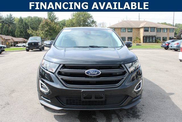 2015 Ford Edge Sport photo 2
