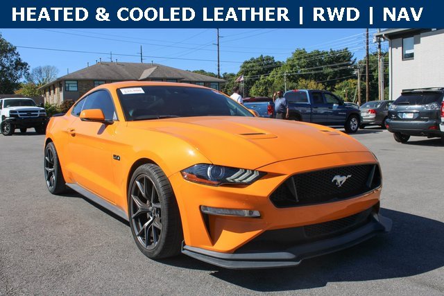 2019 Ford Mustang GT Premium photo 2