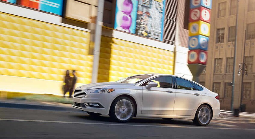 2017 Ford Fusion Dealership near Bend