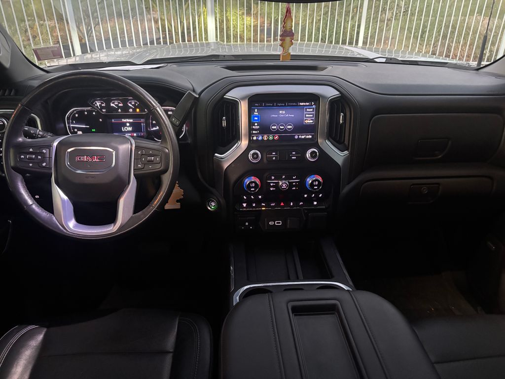 2020 Gmc Sierra SLT photo 2