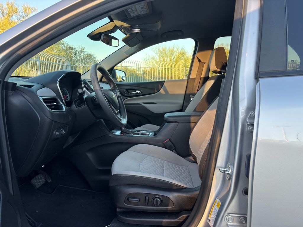 Used 2021 Chevrolet Equinox LS w/1LS SUV