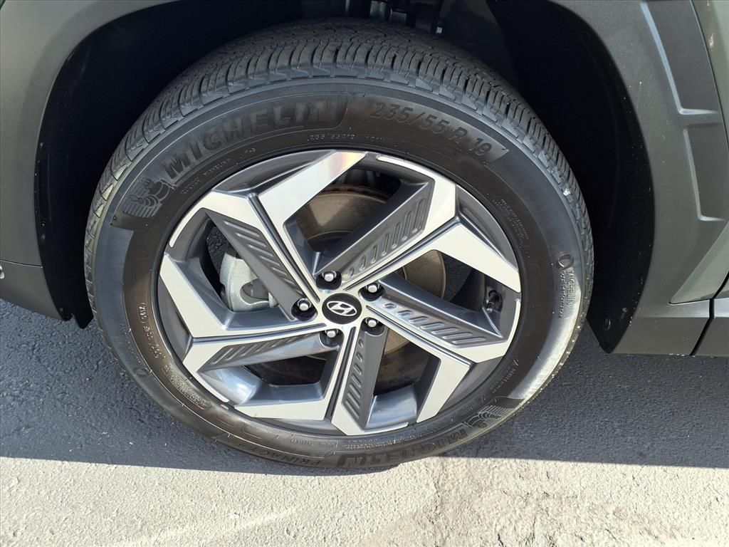 used 2022 Hyundai Tucson Hybrid car, priced at $26,500