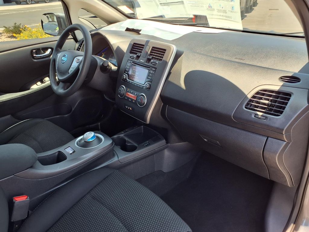 used 2016 Nissan Leaf car, priced at $6,000
