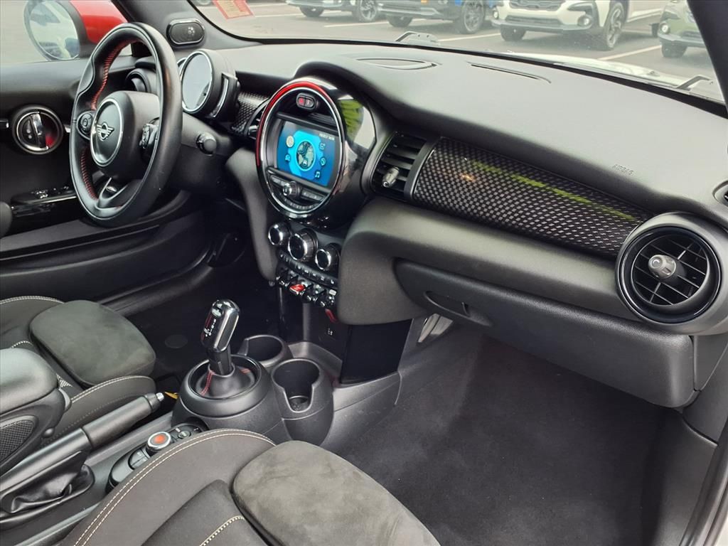 used 2020 MINI Hardtop 2 Door car, priced at $21,750