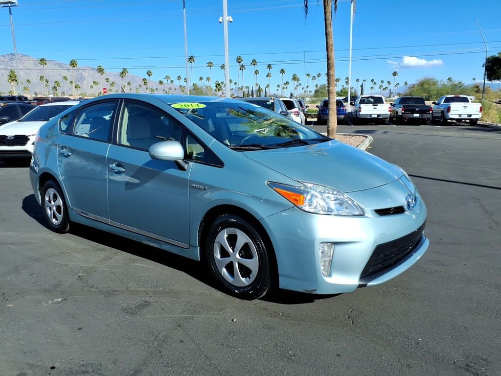 2014 Toyota Prius Three