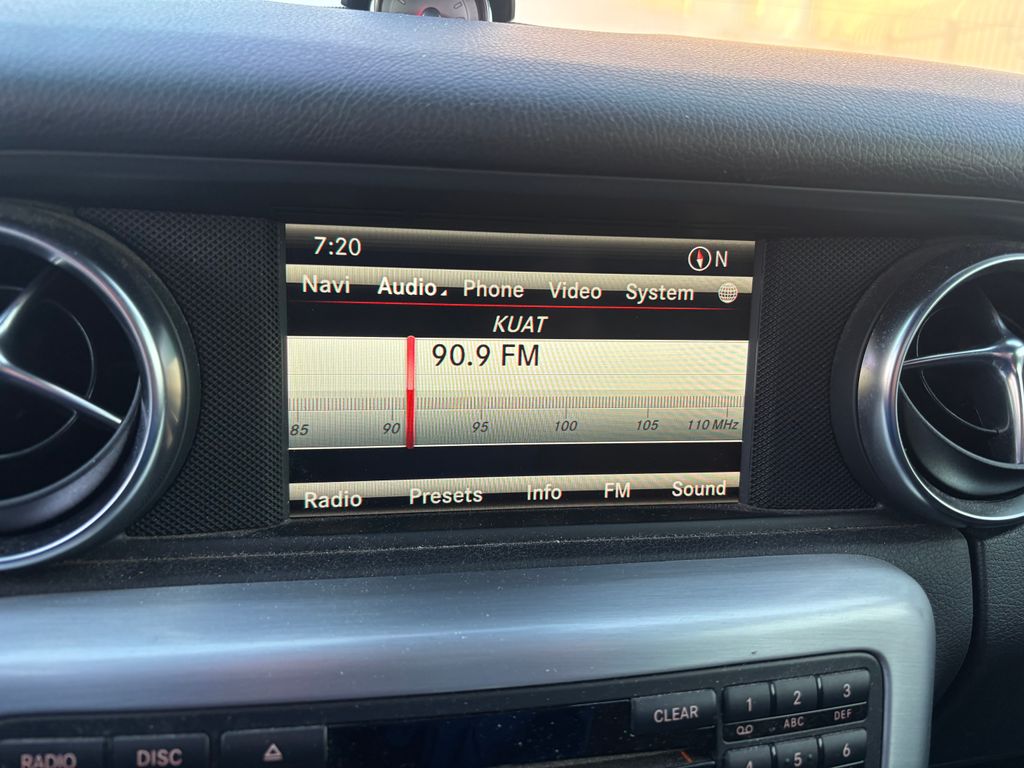 2015 Mercedes Benz SLK 250 photo 4