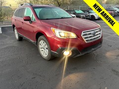2015 Subaru Outback 2.5i Premium w/ Moonroof/Power Rear Gate SUV