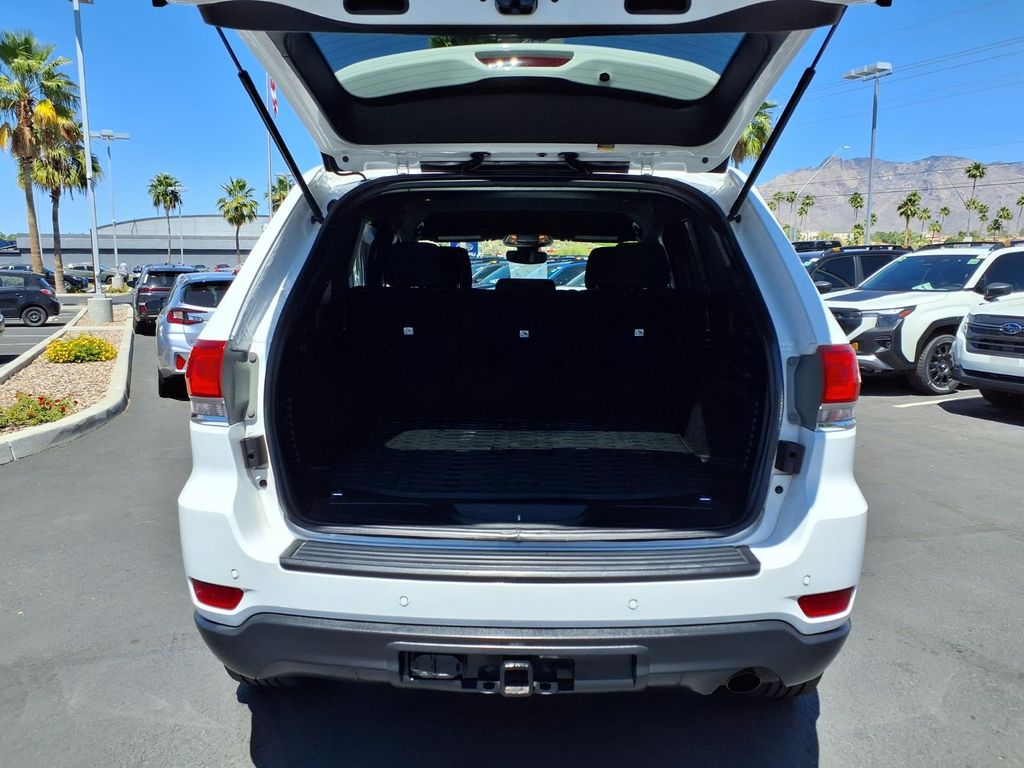used 2017 Jeep Grand Cherokee car, priced at $8,750