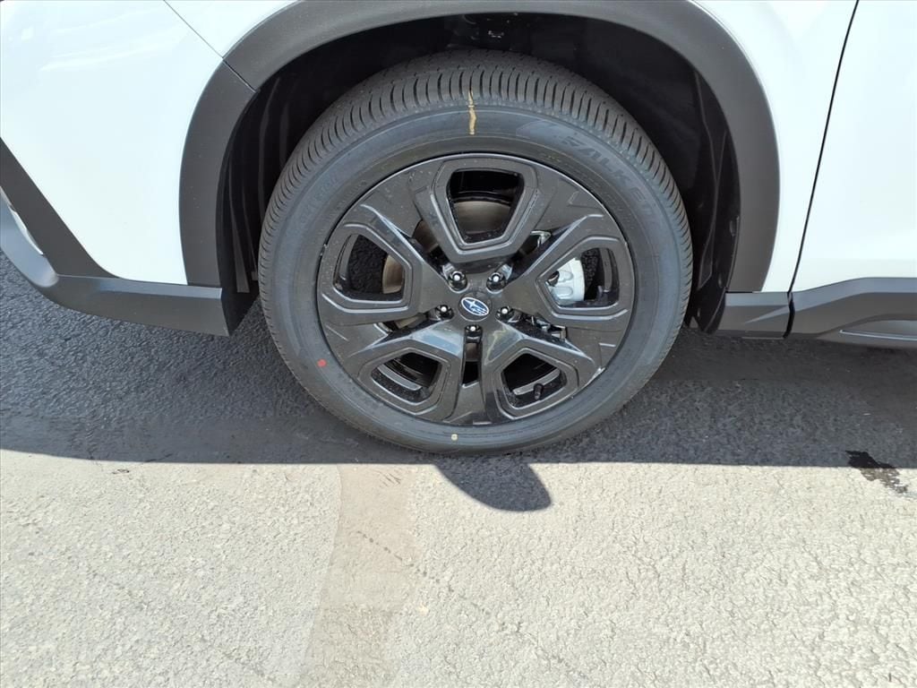 new 2025 Subaru Ascent car, priced at $46,419