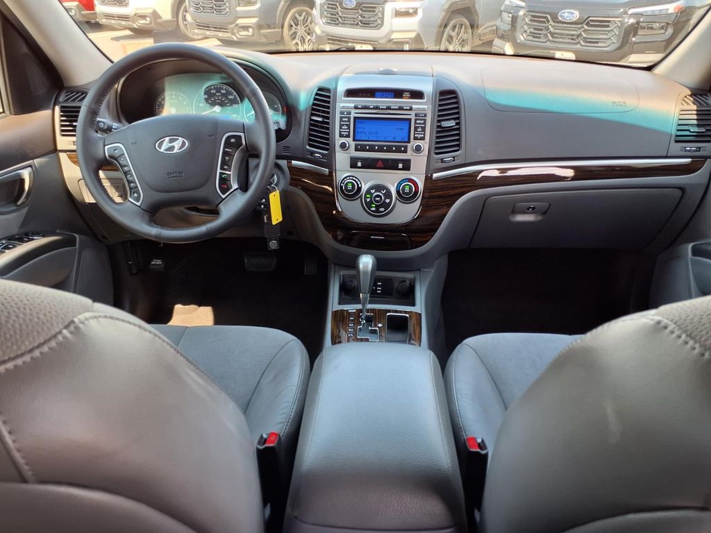 Used 2011 Hyundai Santa Fe SE with VIN 5XYZH4AG8BG068224 for sale in Tucson, AZ