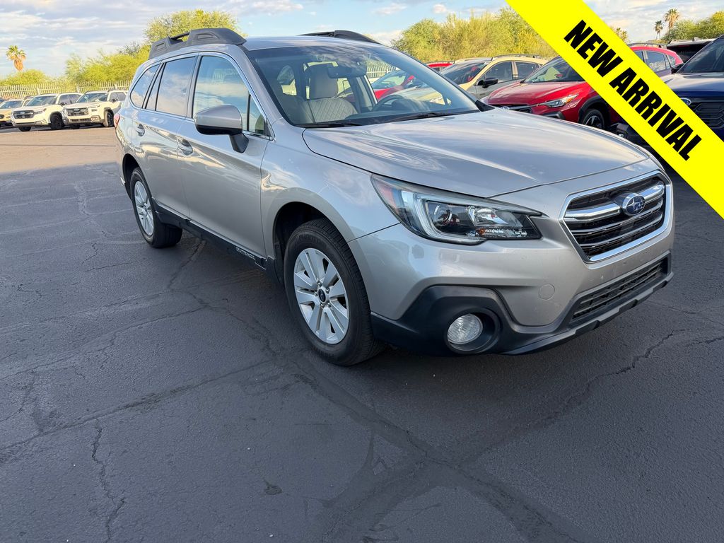 2019 Subaru Outback 2.5i Premium's photo