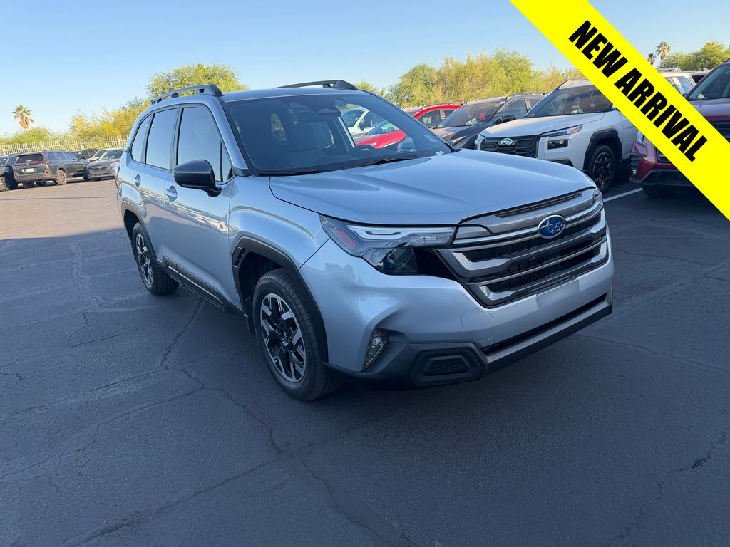 2025 Subaru Forester Premium's photo