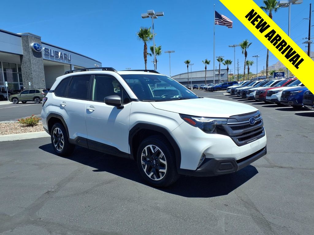 2025 Subaru Forester Premium's photo