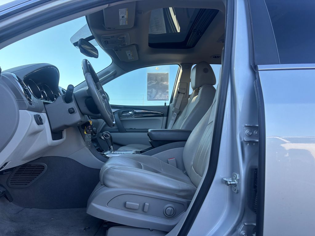 used 2013 Buick Enclave car, priced at $11,000