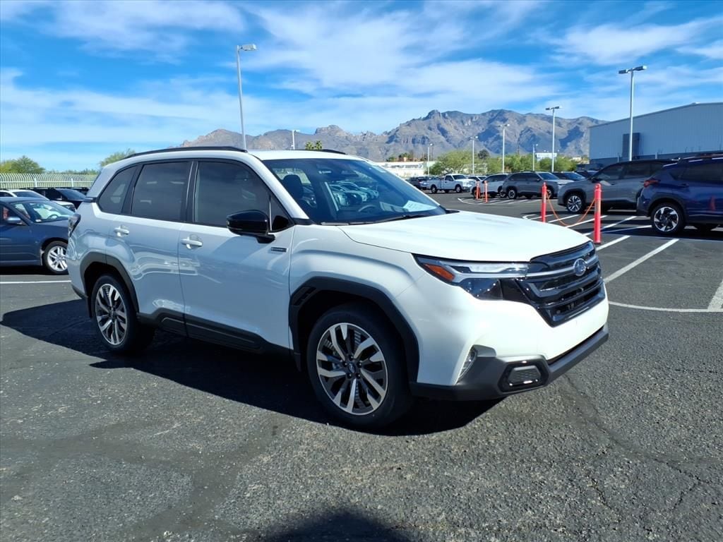 2025 Subaru Forester Touring's photo