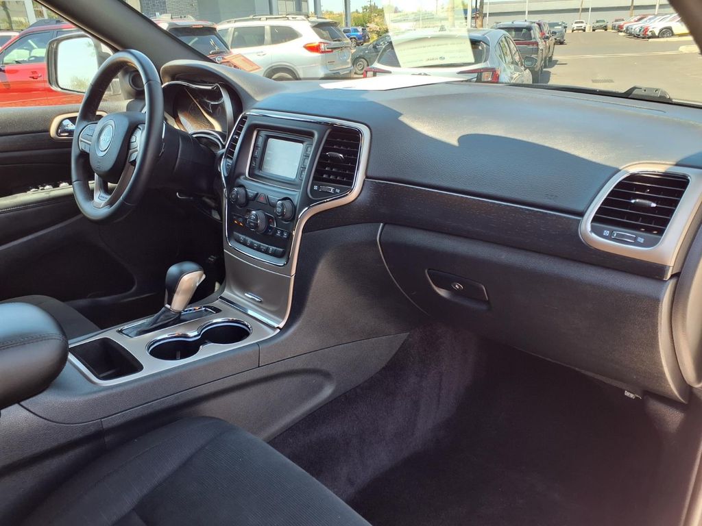 used 2017 Jeep Grand Cherokee car, priced at $8,750
