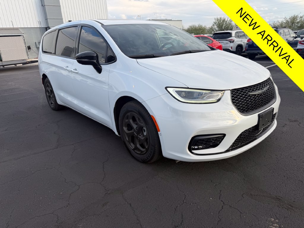 2023 Chrysler Pacifica Hybrid