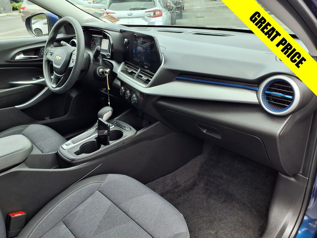 used 2024 Chevrolet Trax car, priced at $19,000