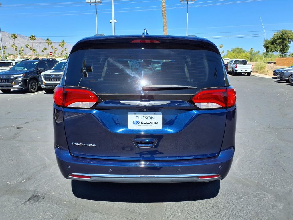 used 2018 Chrysler Pacifica car, priced at $15,750