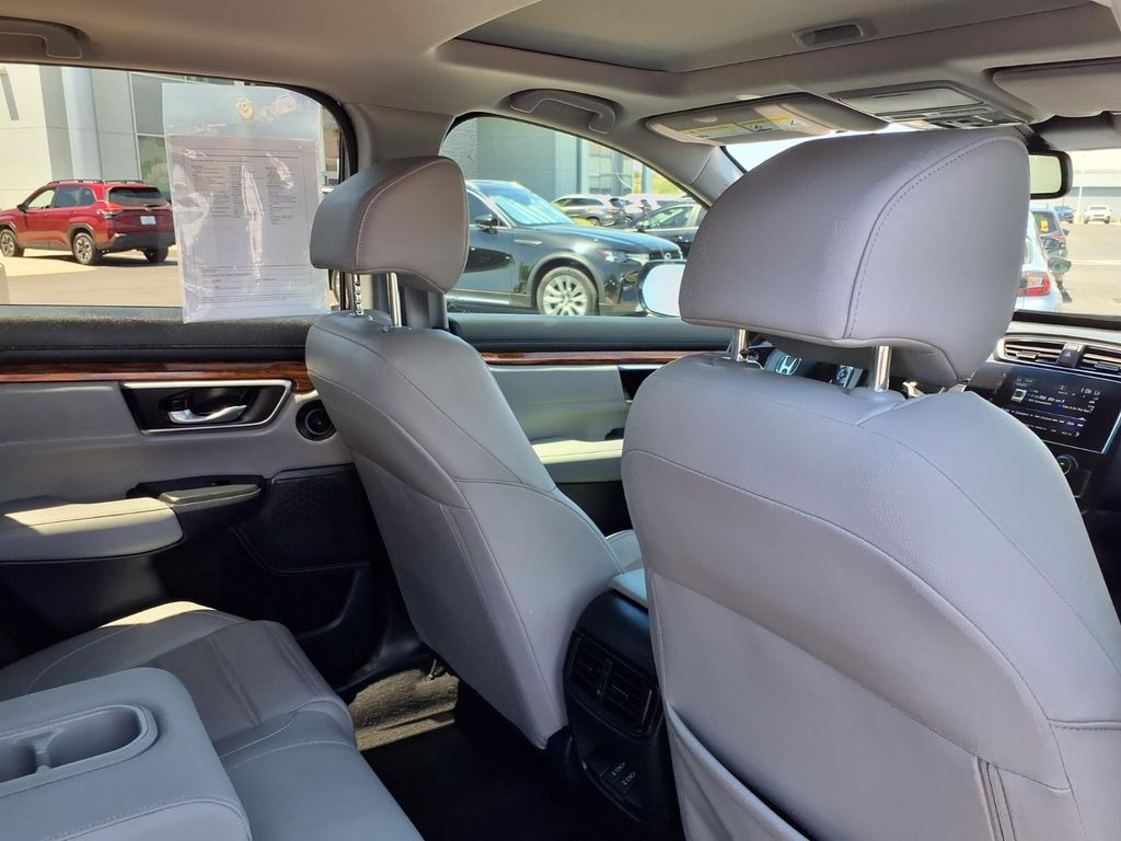 used 2022 Honda CR-V Hybrid car, priced at $28,000