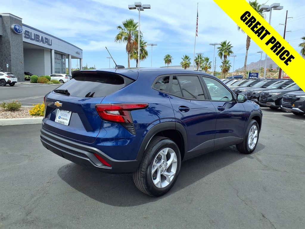 used 2024 Chevrolet Trax car, priced at $19,000