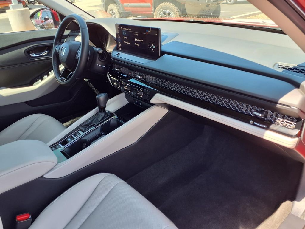 used 2023 Honda Accord Hybrid car