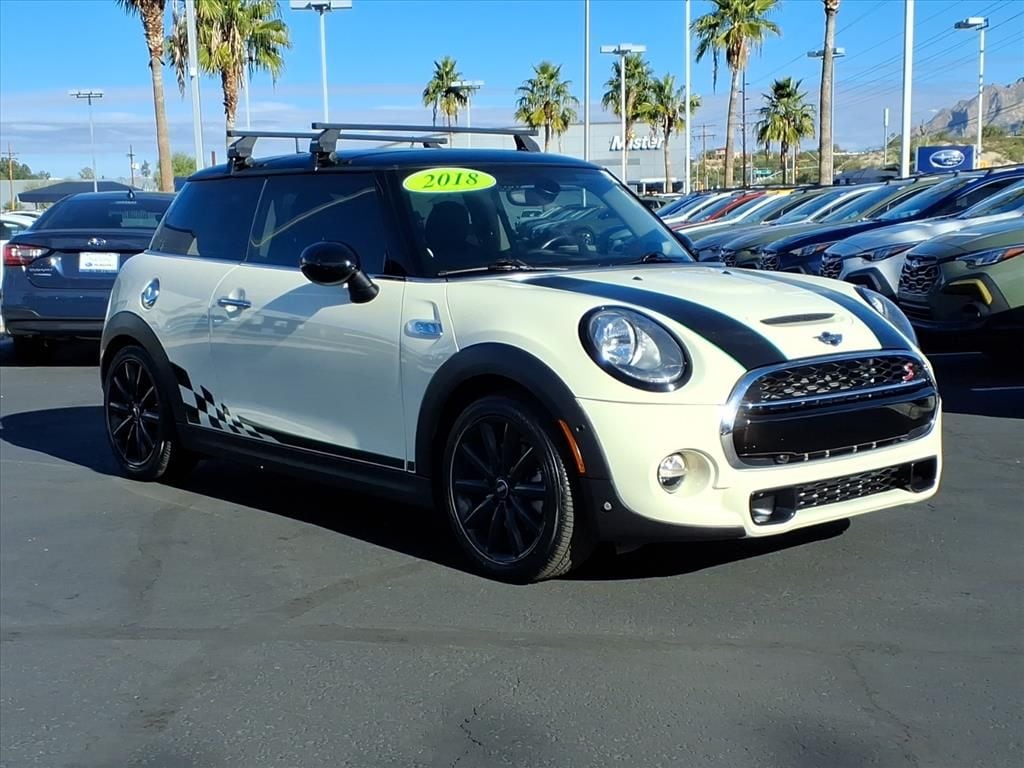 2018 MINI Cooper S's photo