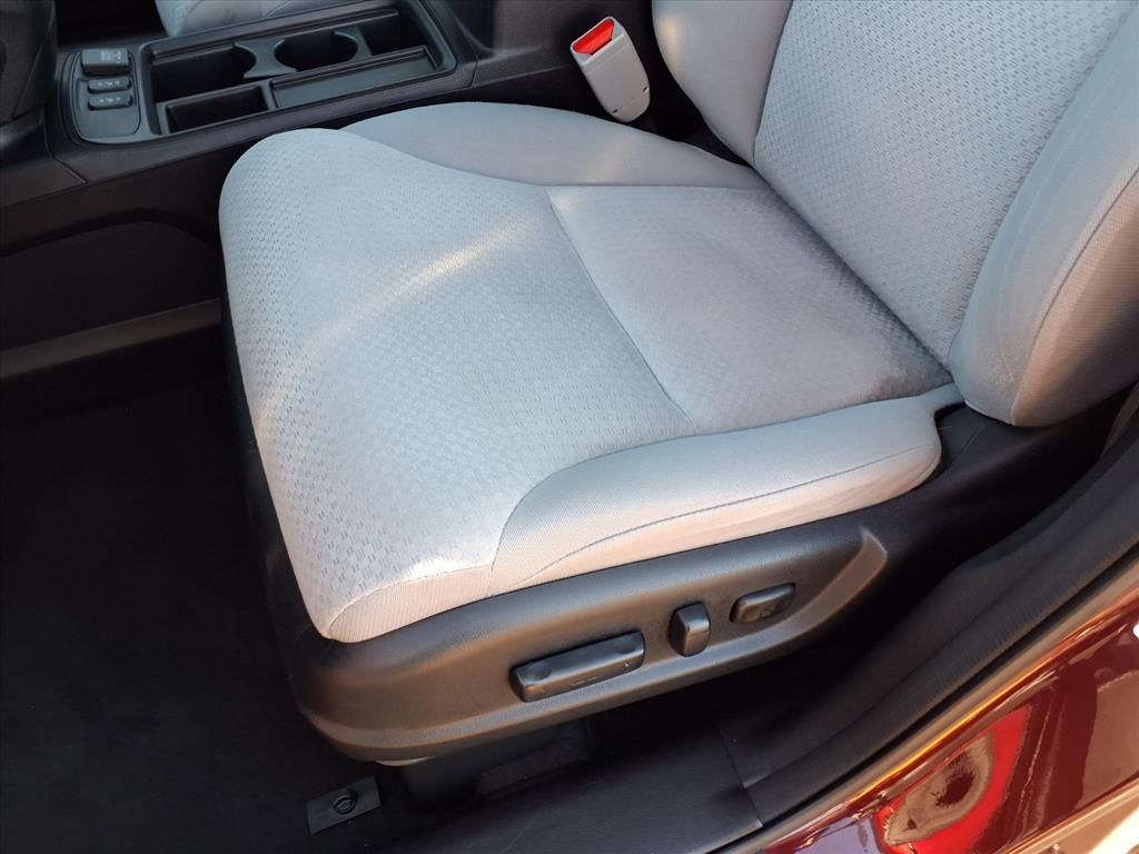 used 2016 Honda CR-V car, priced at $14,000