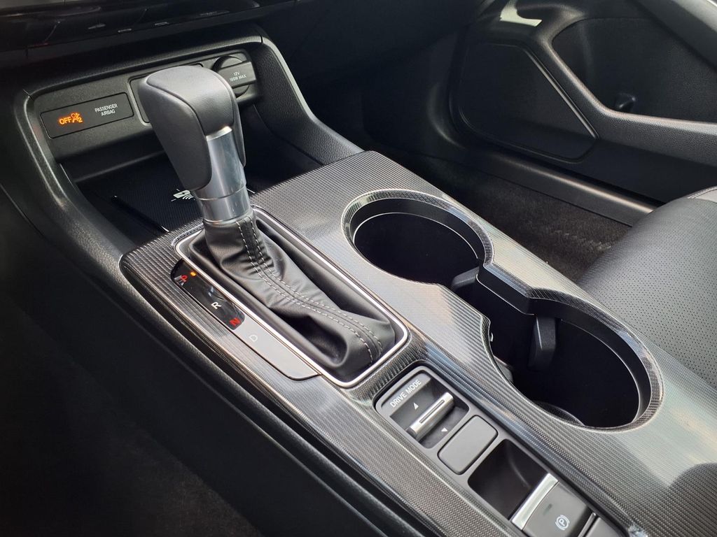 used 2025 Honda Civic Hybrid car, priced at $29,000