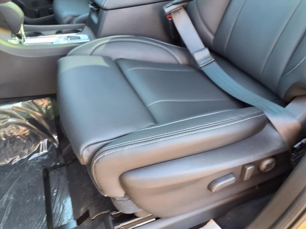 new 2025 Subaru Ascent car, priced at $53,932