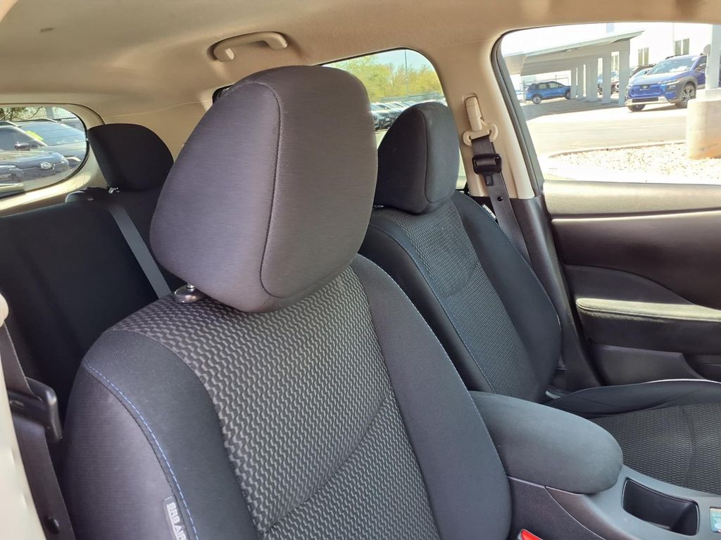 used 2016 Nissan Leaf car, priced at $6,000