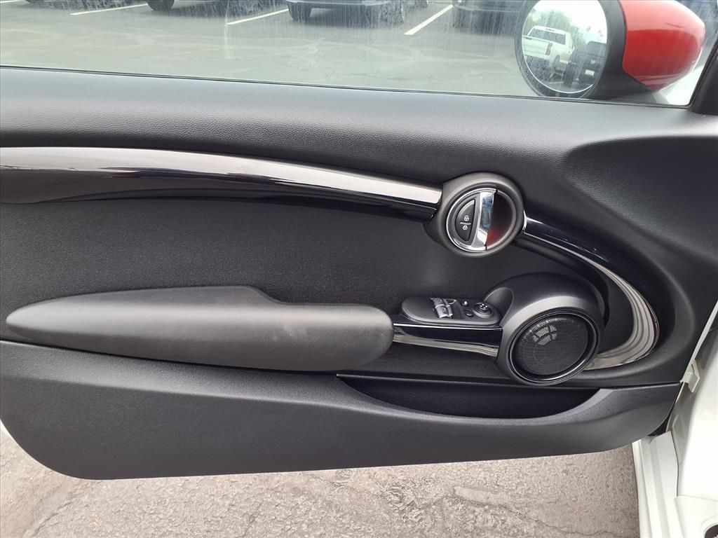 used 2020 MINI Hardtop 2 Door car, priced at $21,750