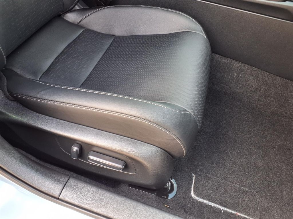 used 2025 Honda Civic Hybrid car, priced at $29,000