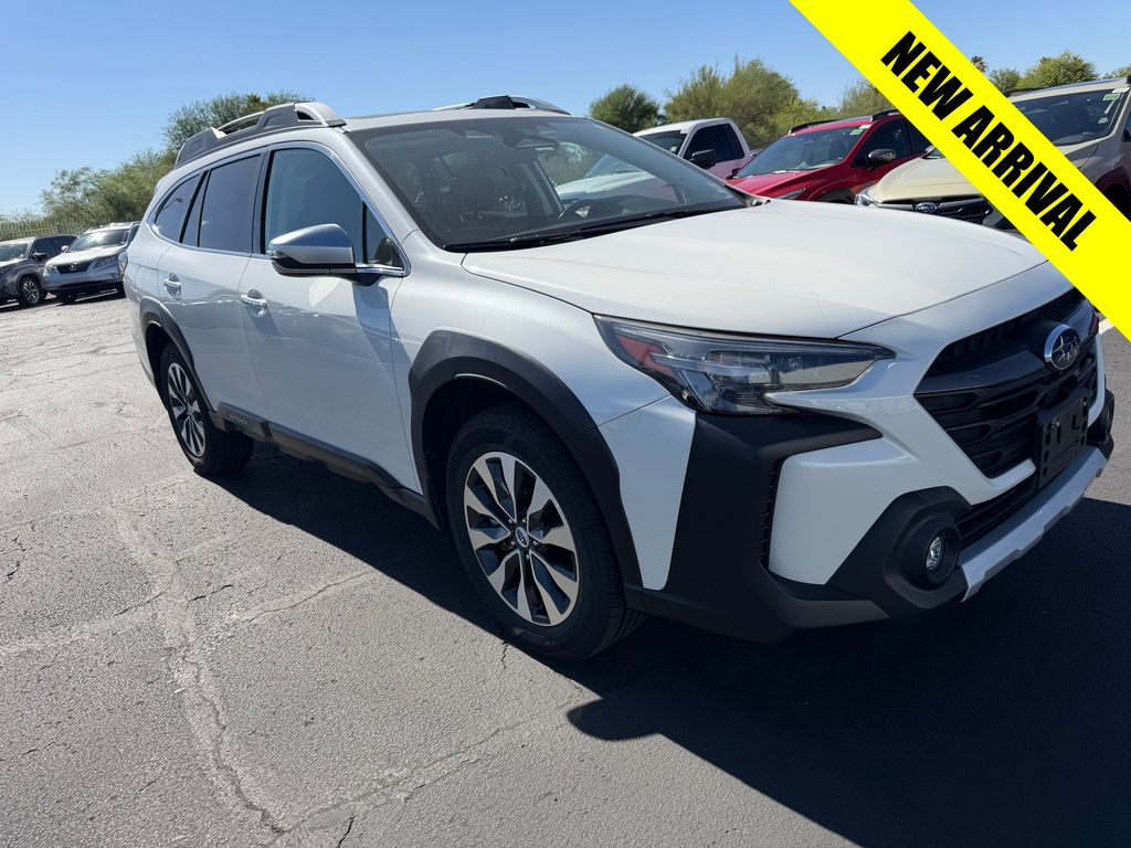 2024 Subaru Outback Touring's photo