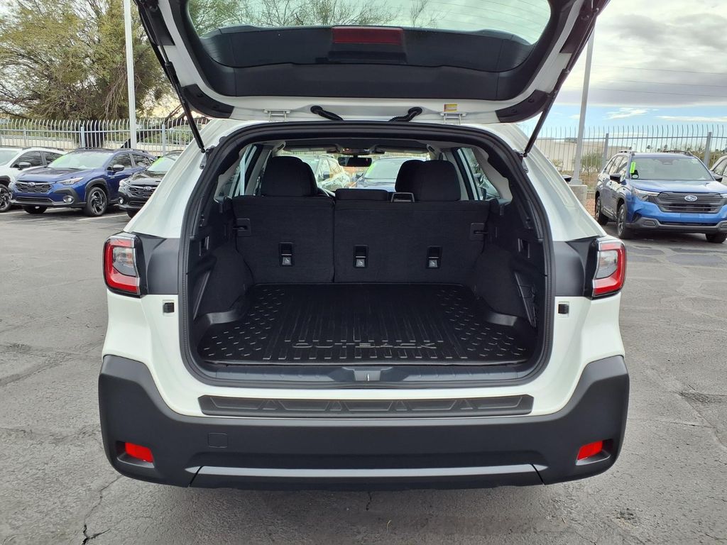 used 2025 Subaru Outback car, priced at $27,500