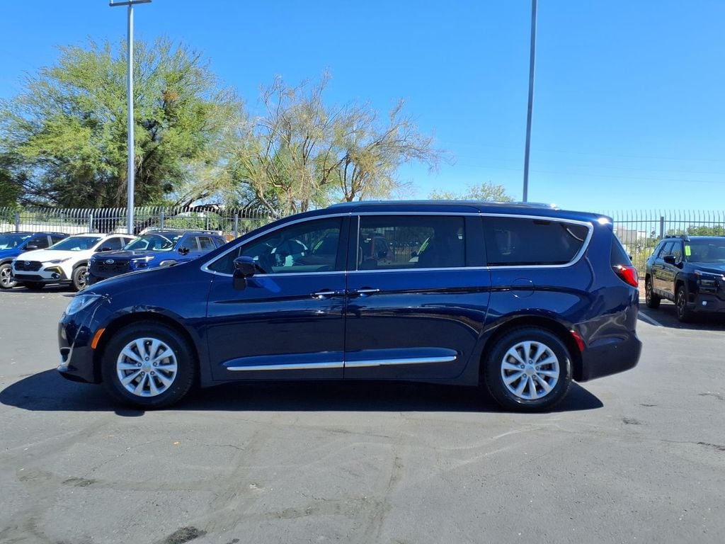 used 2018 Chrysler Pacifica car, priced at $15,750