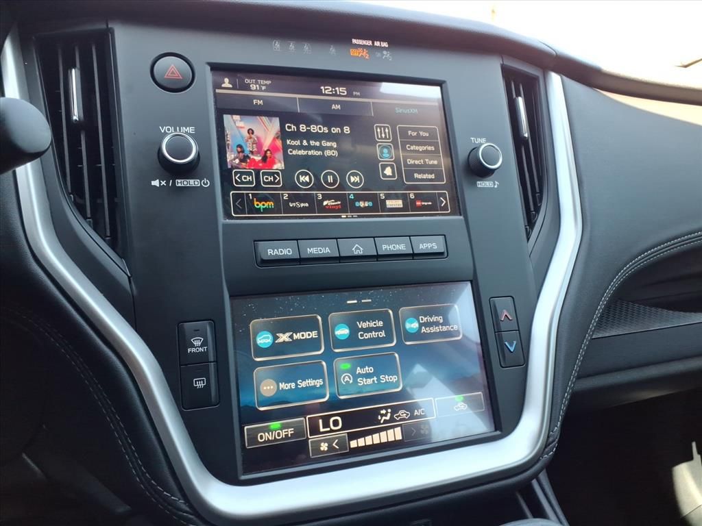 2025 Subaru Outback Base photo 4
