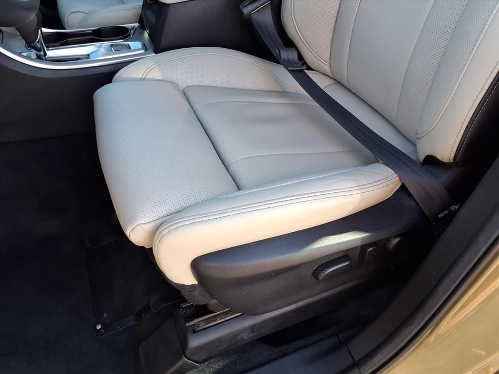 used 2022 Subaru Ascent car, priced at $29,750