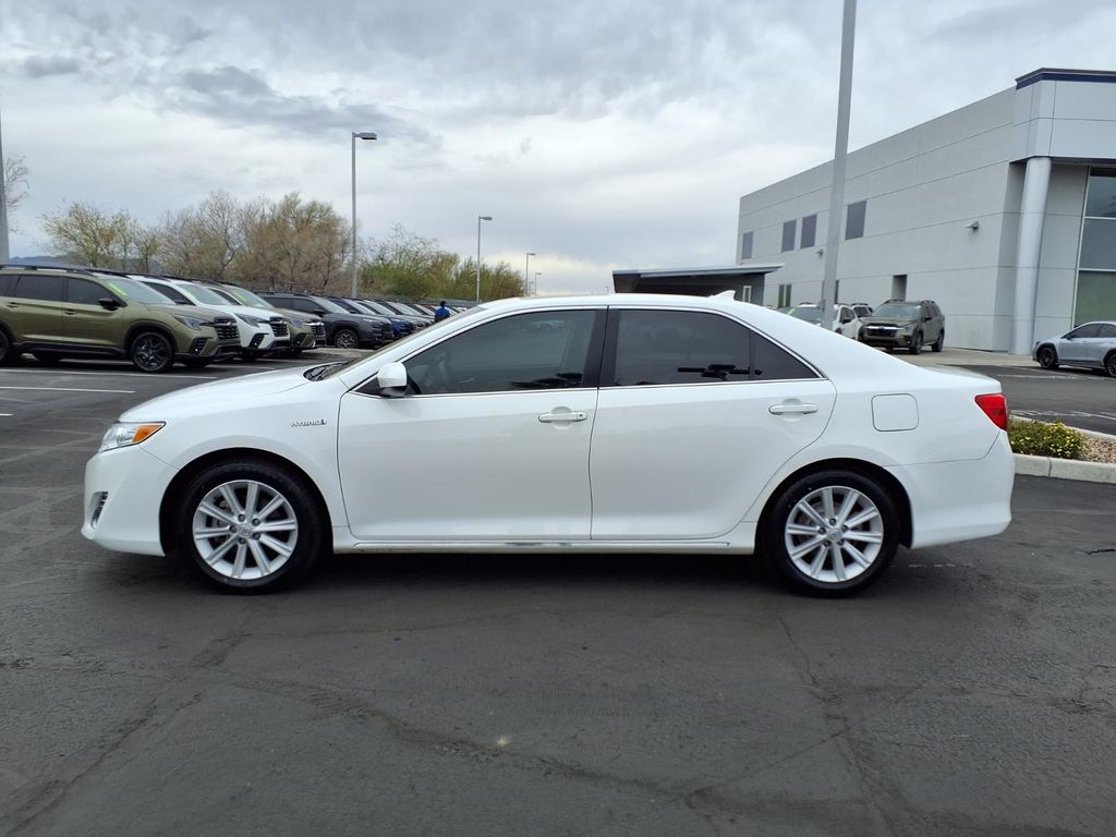 used 2013 Toyota Camry Hybrid car, priced at $10,750