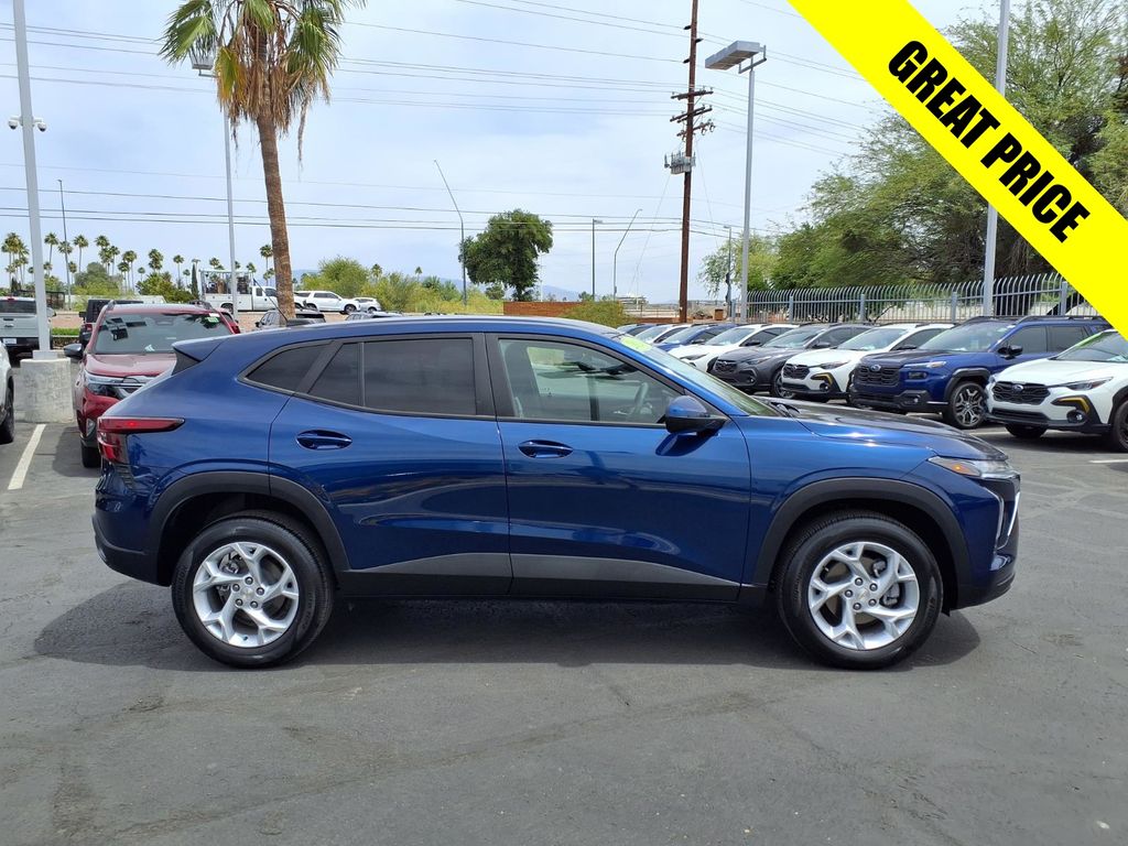 used 2024 Chevrolet Trax car, priced at $19,000